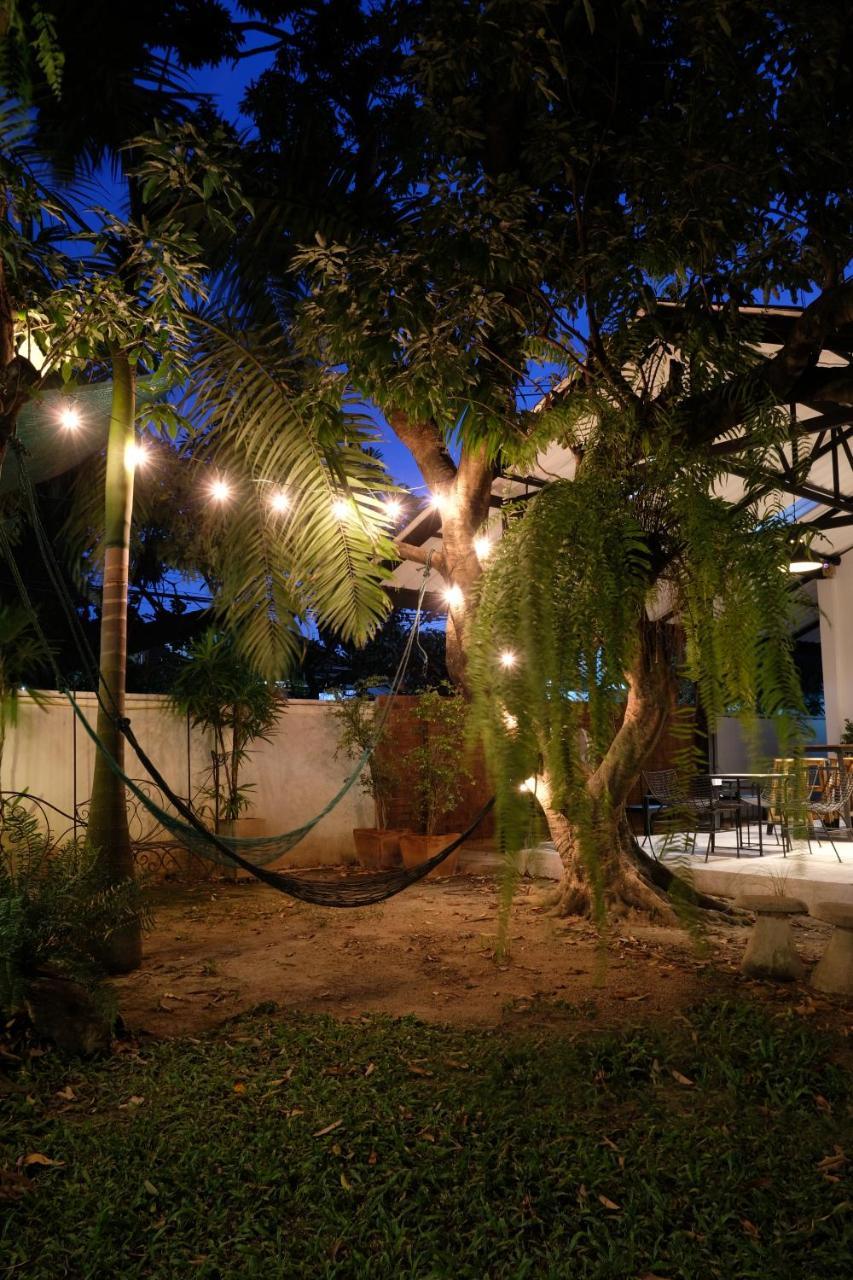 Udee Cozy Bed & Breakfast Chiang Mai Buitenkant foto